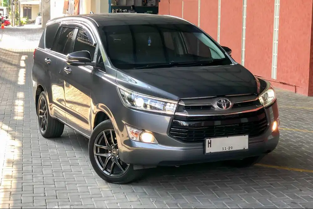 Sewa Mobil Innova Reborn Medan Danau Toba - TravelEiden